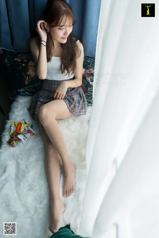 [IESS异思趣向]2019.05.28 丝享家495:爱吃零食的婉萍 - IESS